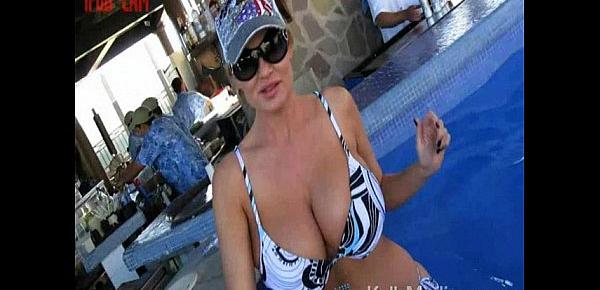  Busty Wife Films Her Crazy Cabo Vacation With Her Husband